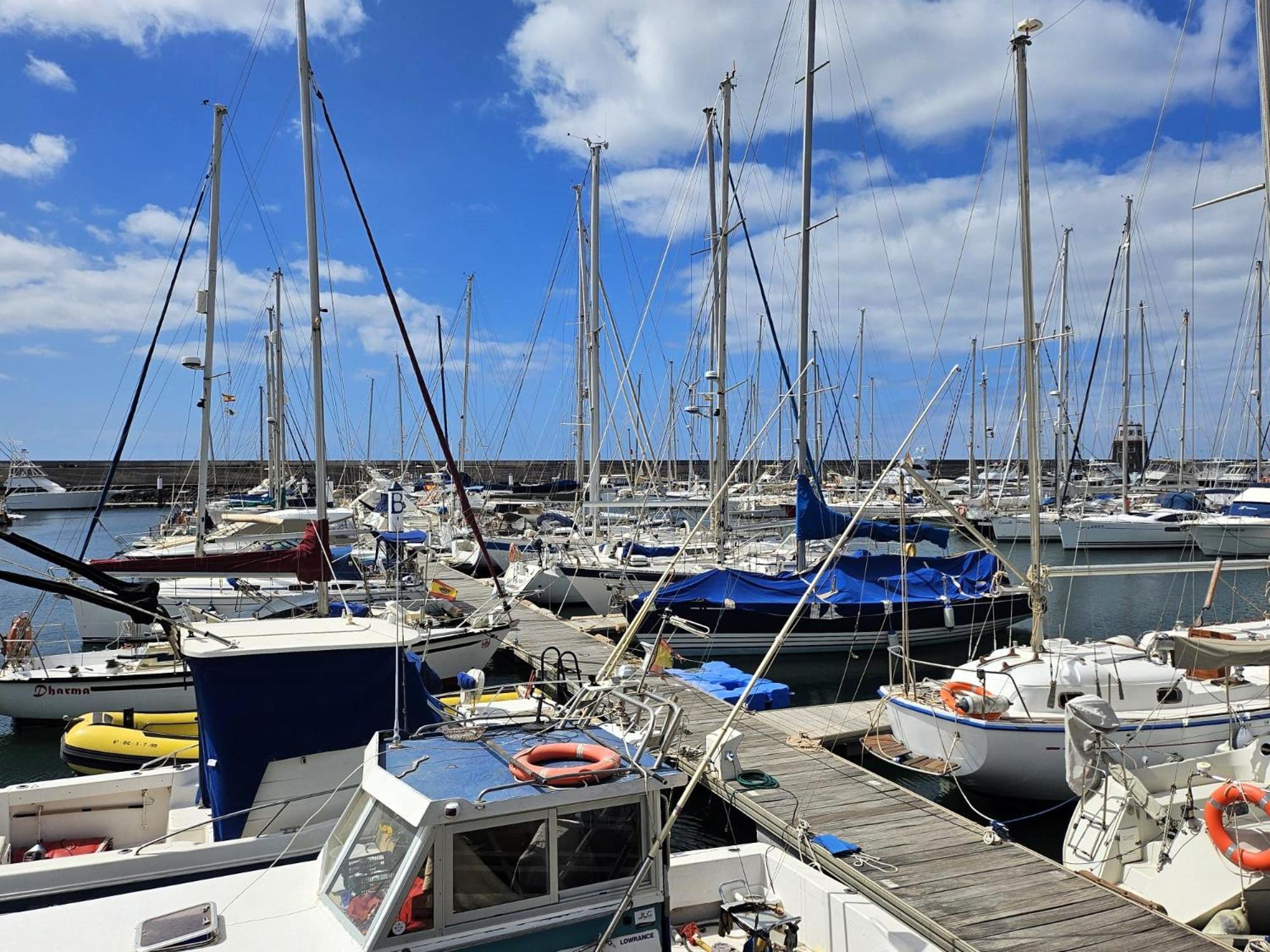 Appartamento Duplex Noray Vista A La Piscina Puerto Calero Esterno foto