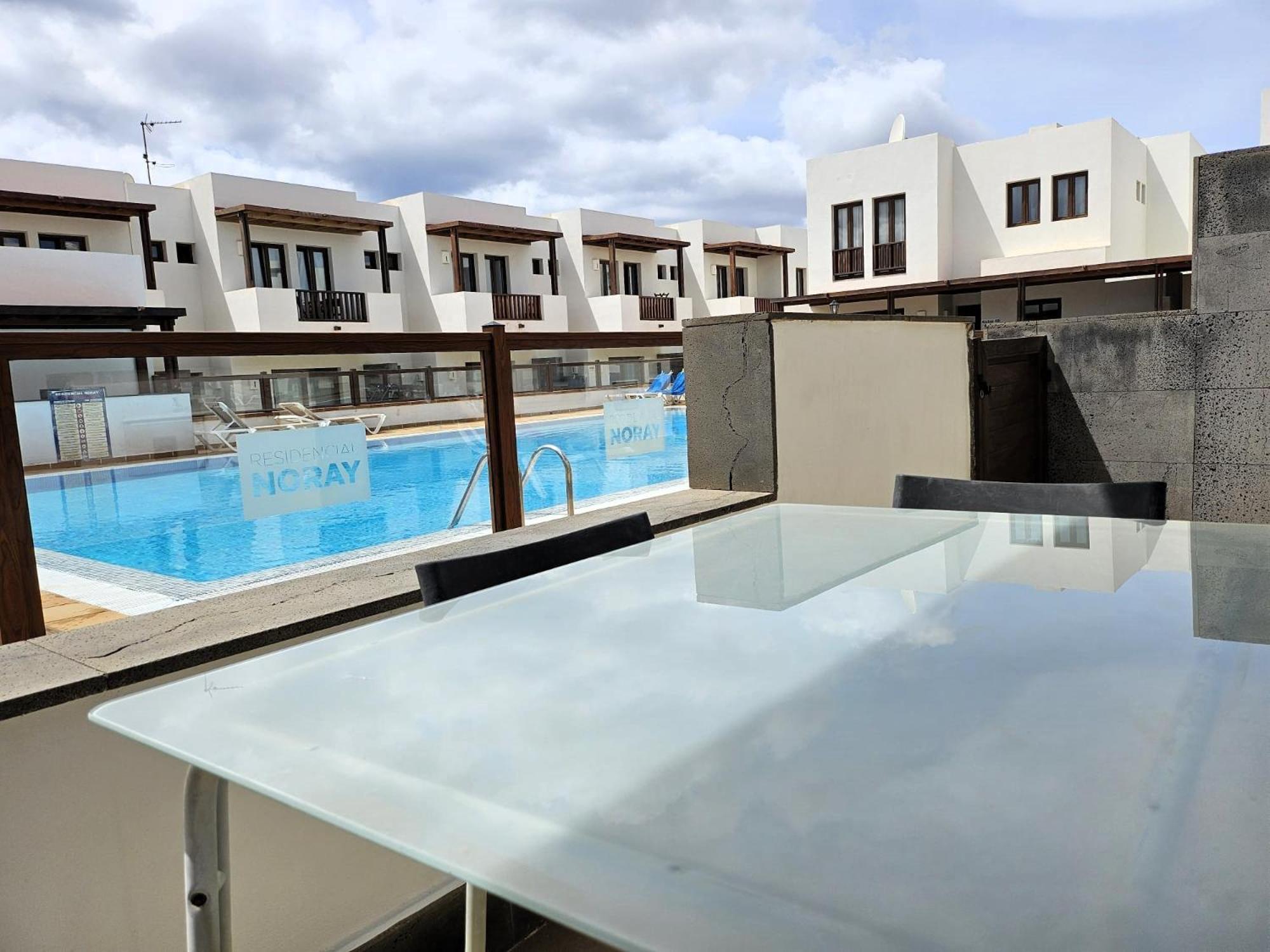 Appartamento Duplex Noray Vista A La Piscina Puerto Calero Esterno foto