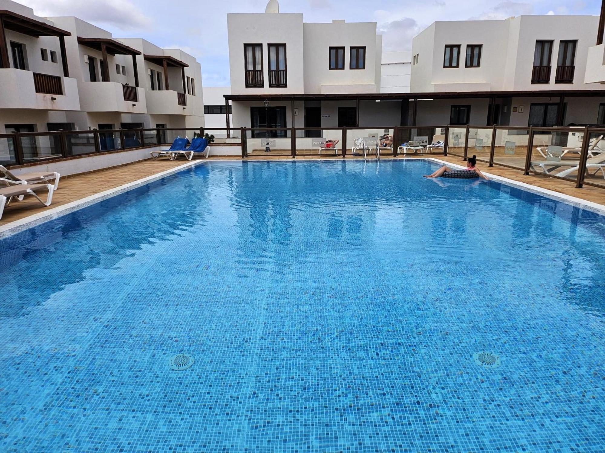 Appartamento Duplex Noray Vista A La Piscina Puerto Calero Esterno foto